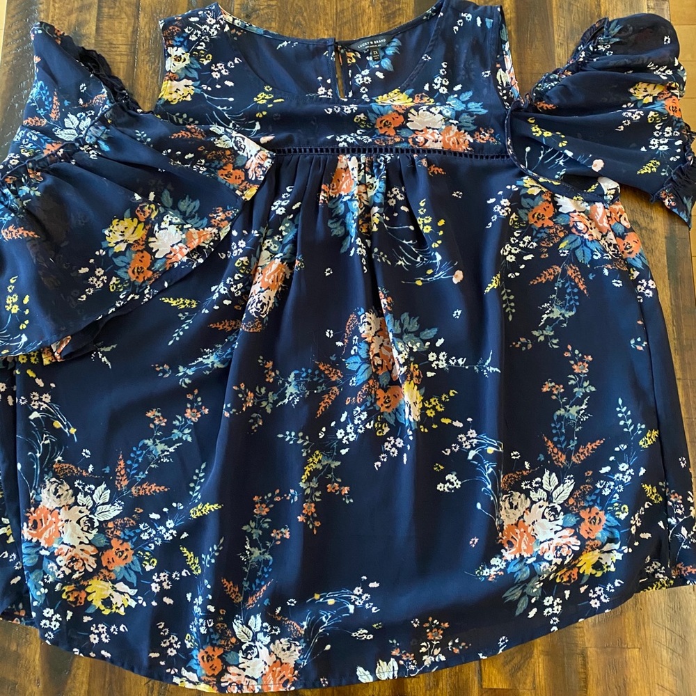 Beautiful! Lucky Brand Top